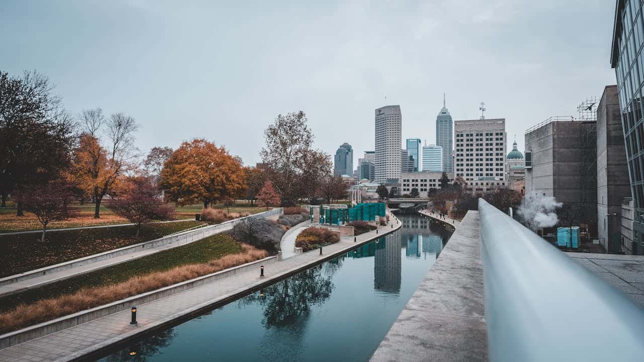 Home warranty in Indiana - skyline of Indianapolis
