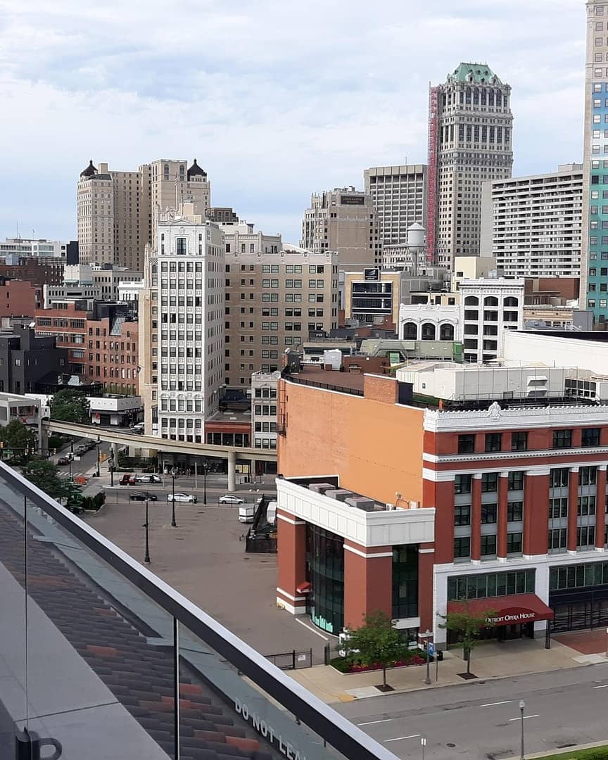 Home Warranty Michigan - Detroit skyline view