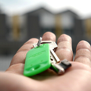 keys in hand